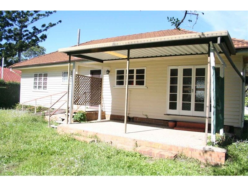 49 WYLIE STREET, Graceville QLD 4075