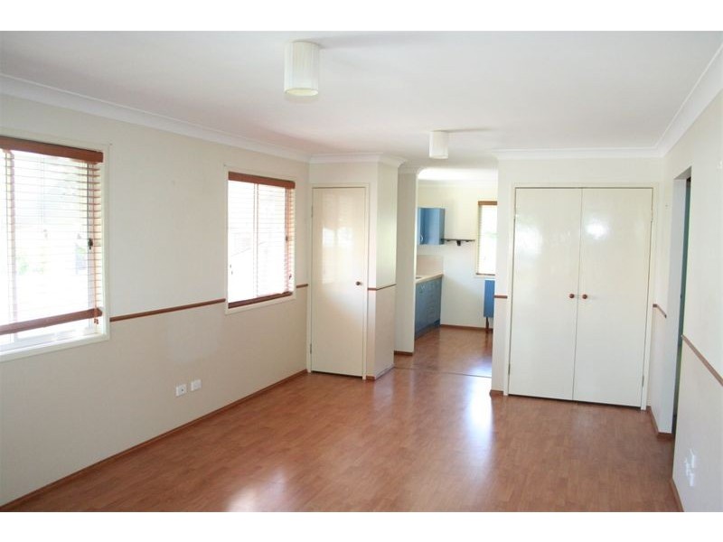 33 Ellen Street, Oxley QLD 4075