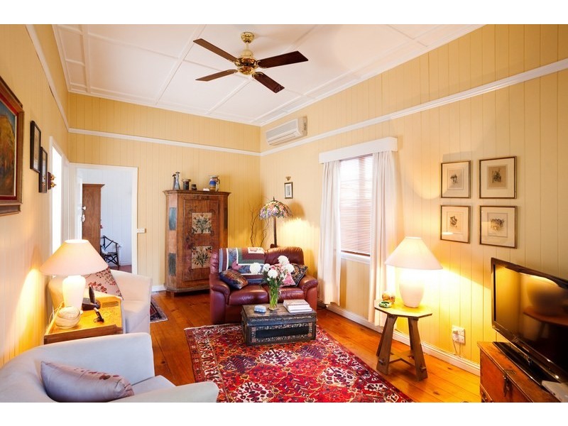 14 Harrowby Street, Corinda QLD 4075