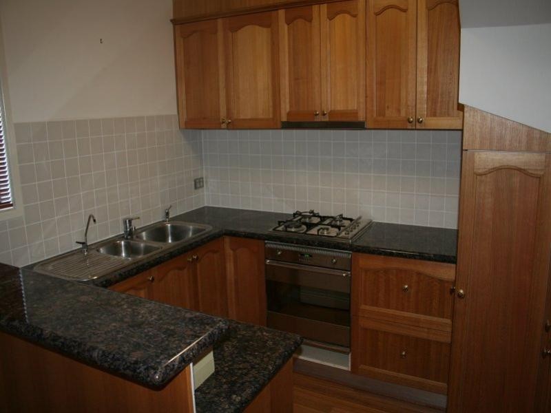 4/32 Sisley Street, St Lucia QLD 4067