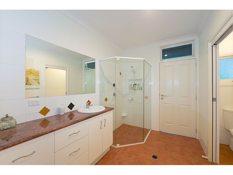 36 Lucock Street, Oxley QLD 4075