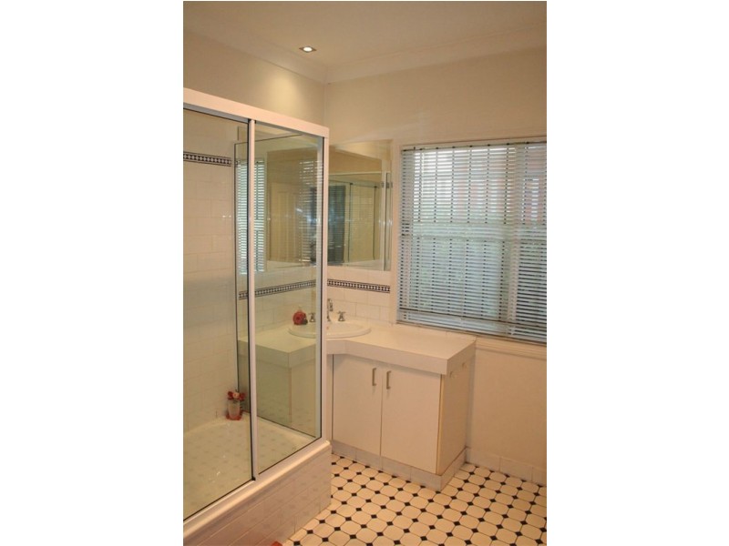 45 Ormond Road, Oxley QLD 4075