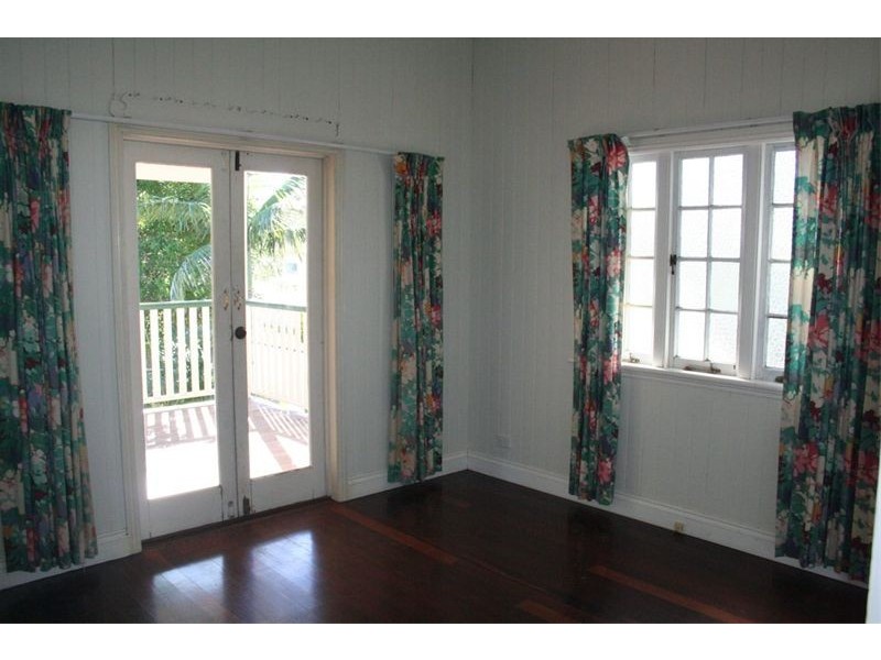 7 Blackwood Street, Sherwood QLD 4075