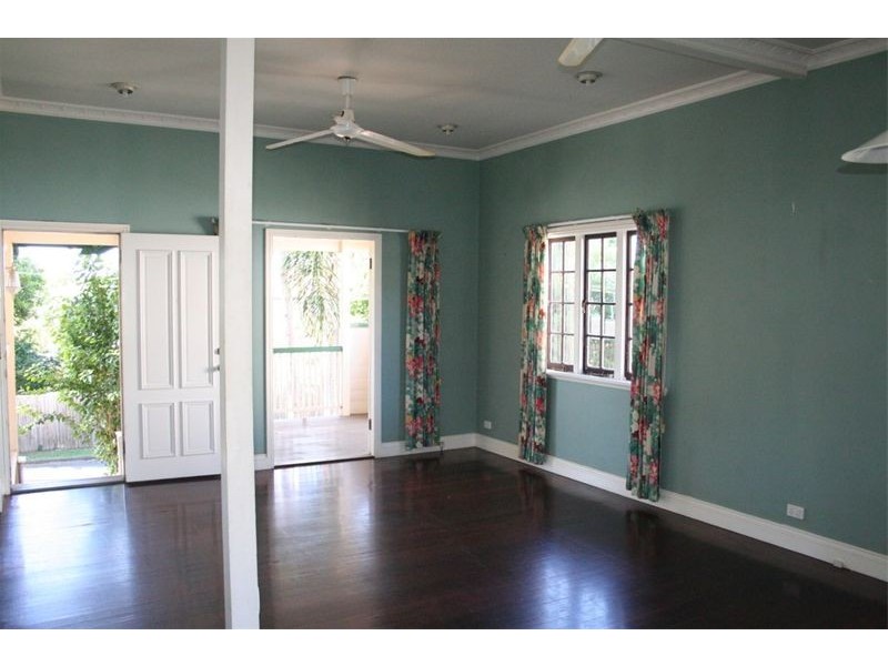 7 Blackwood Street, Sherwood QLD 4075