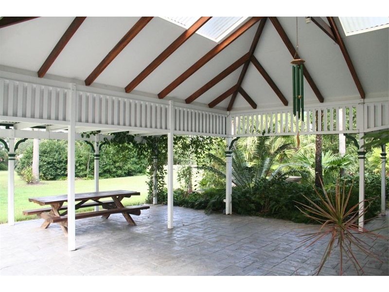 20 Woodvale Crescent, Forest Lake QLD 4078