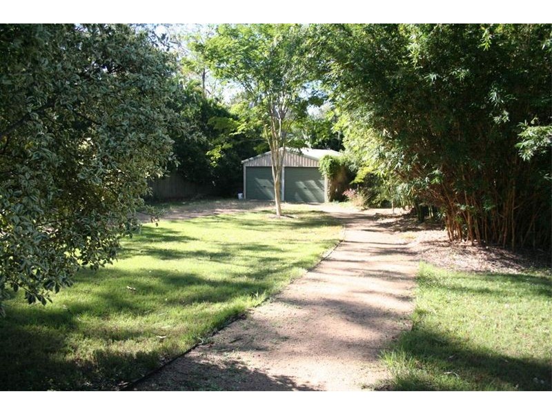 20 Woodvale Crescent, Forest Lake QLD 4078