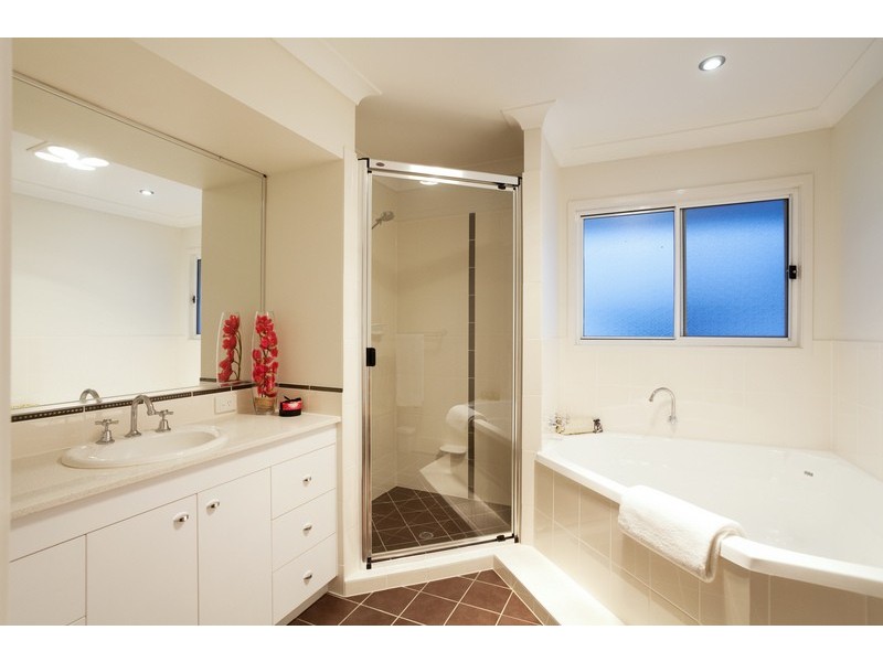 56 Baronsfield Street, Graceville QLD 4075