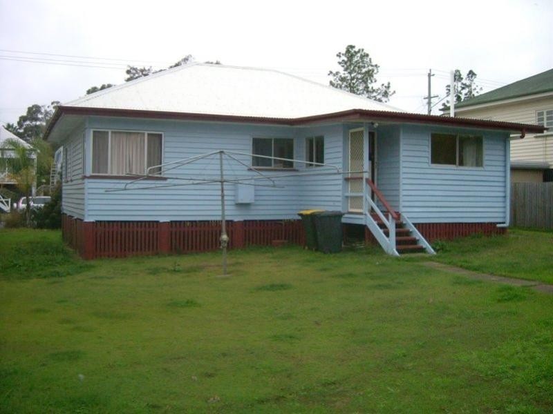 56 Graceville Avenue, Graceville QLD 4075