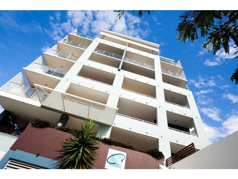 2/16 Grosvenor Road, Indooroopilly QLD 4068