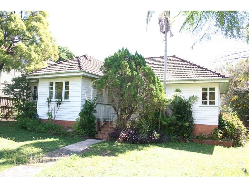 53 WYLIE STREET, Graceville QLD 4075