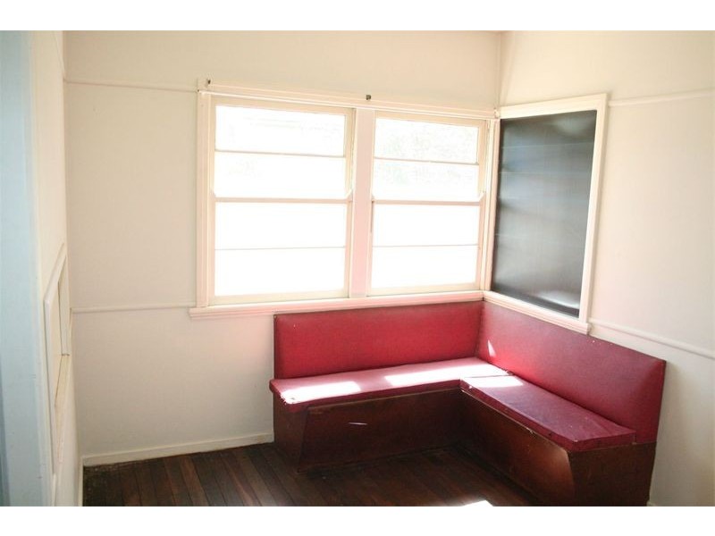 53 WYLIE STREET, Graceville QLD 4075