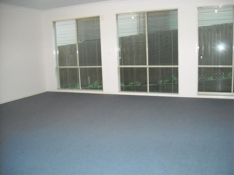 819 Oxley Road, Corinda QLD 4075