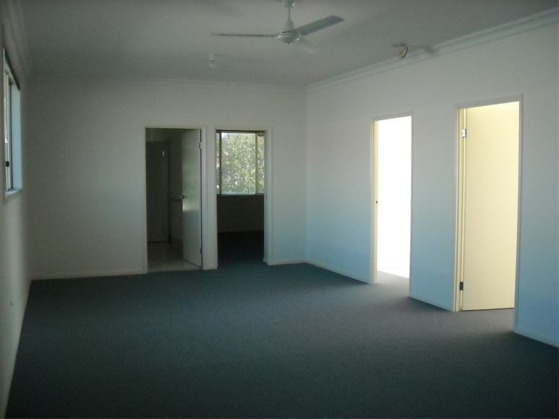 819 Oxley Road, Corinda QLD 4075