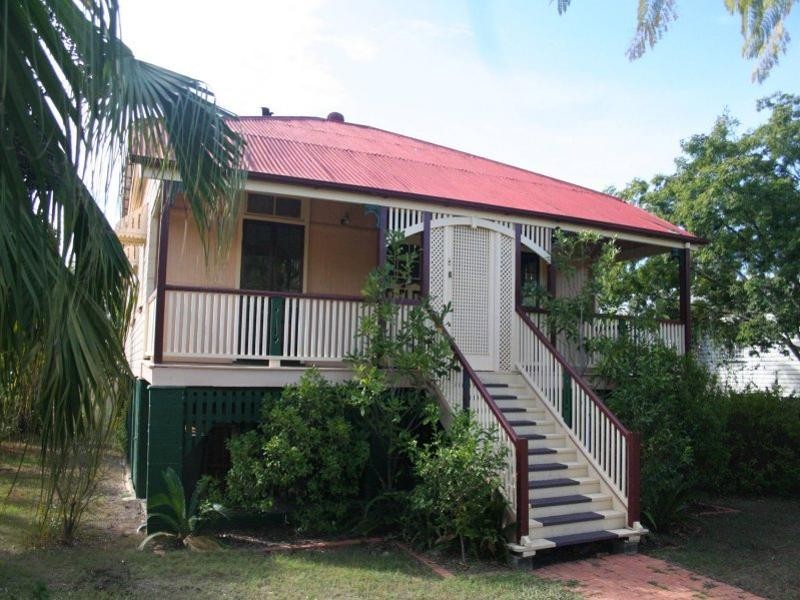 100 Lynne Grove Avenue, Corinda QLD 4075