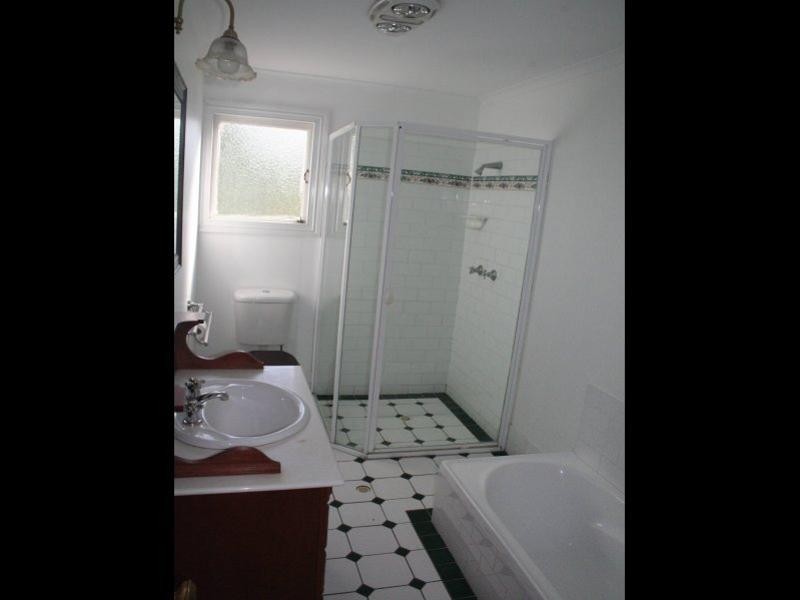 100 Lynne Grove Avenue, Corinda QLD 4075