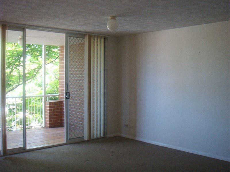 1/22 York Street, Indooroopilly QLD 4068