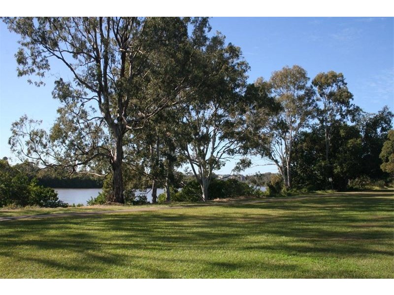 67  Nadine Street, Graceville QLD 4075