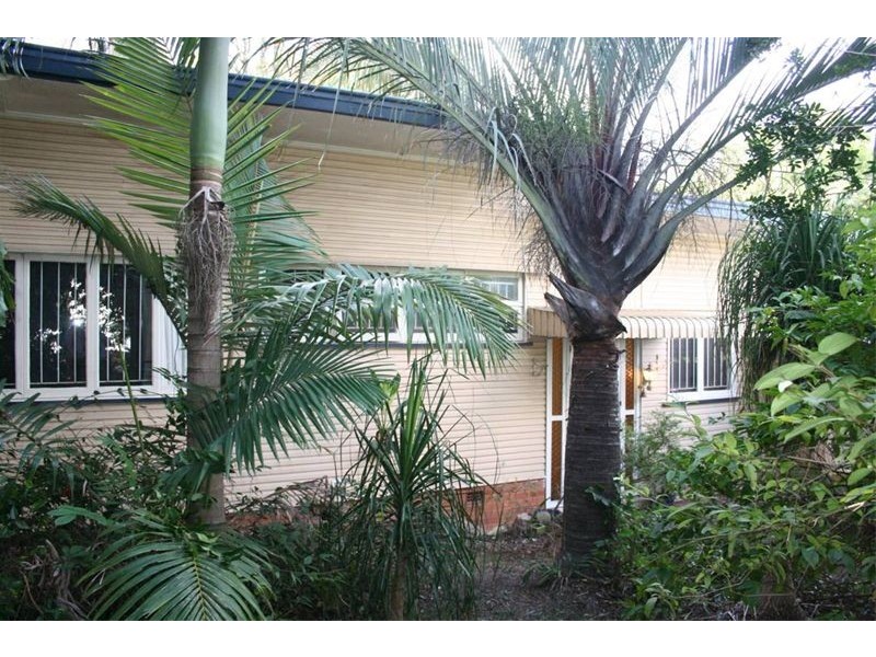 42 Bayford Street, Oxley QLD 4075