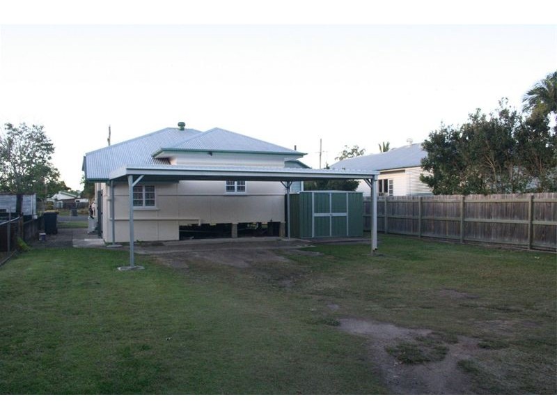 85 Strong Ave, Graceville QLD 4075