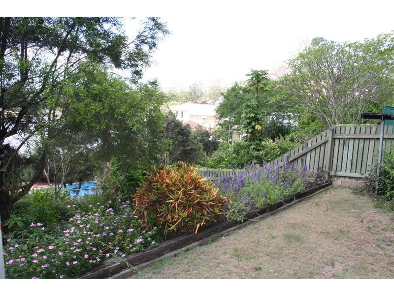 206 Swann Road, Taringa QLD 4068