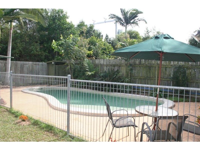 15 Allan Tce, Corinda QLD 4075