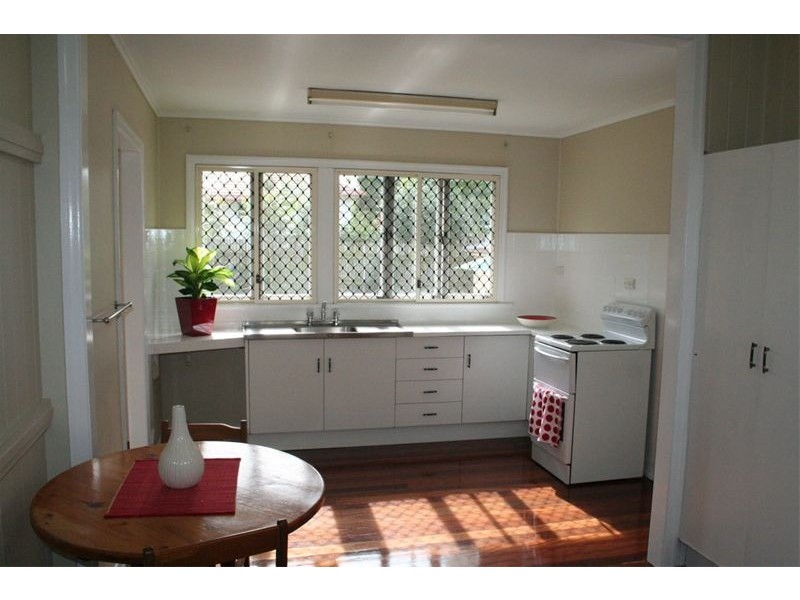 15 Allan Tce, Corinda QLD 4075