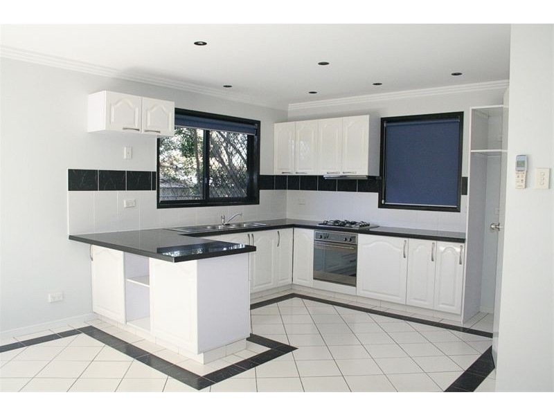 850 Oxley Road, Corinda QLD 4075