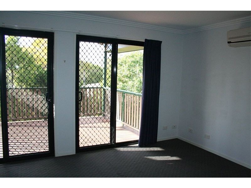 850 Oxley Road, Corinda QLD 4075