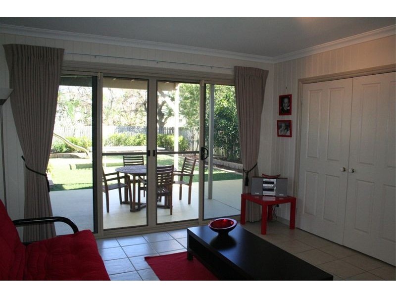 49 Chancellor Street, Sherwood QLD 4075