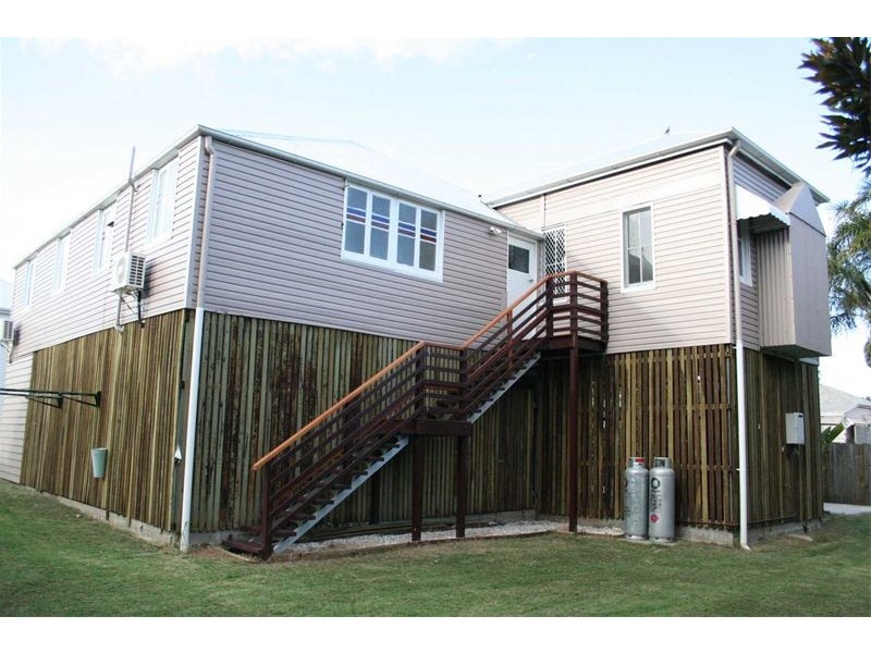 12 Cook Street, Oxley QLD 4075