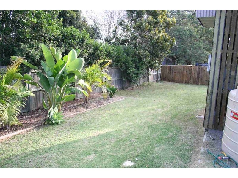 12 Cook Street, Oxley QLD 4075