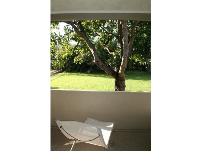 18 Kendall Street, Oxley QLD 4075