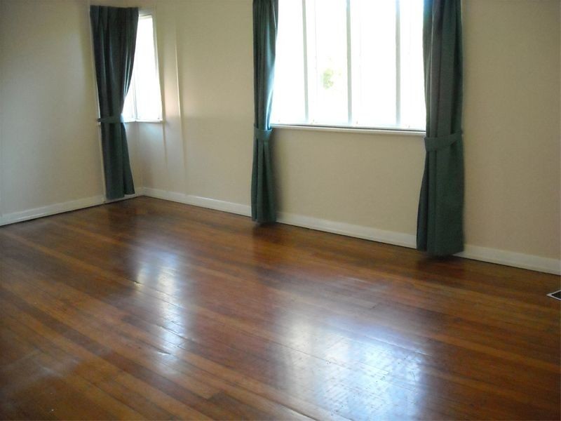 26 Queenscroft Street, Chelmer QLD 4068