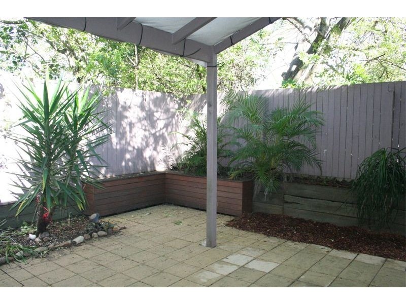 4/37 Hood Street, Sherwood QLD 4075