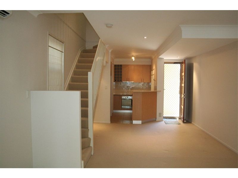 4/37 Hood Street, Sherwood QLD 4075