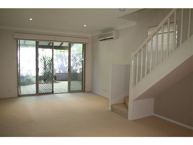 4/37 Hood Street, Sherwood QLD 4075