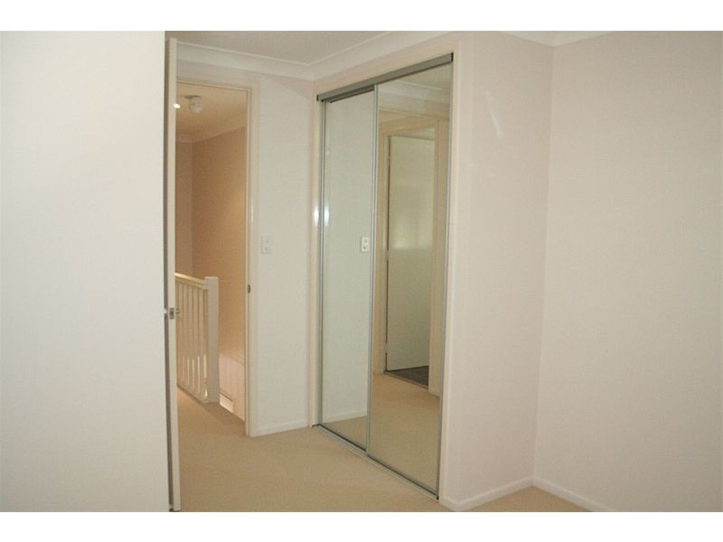 4/37 Hood Street, Sherwood QLD 4075