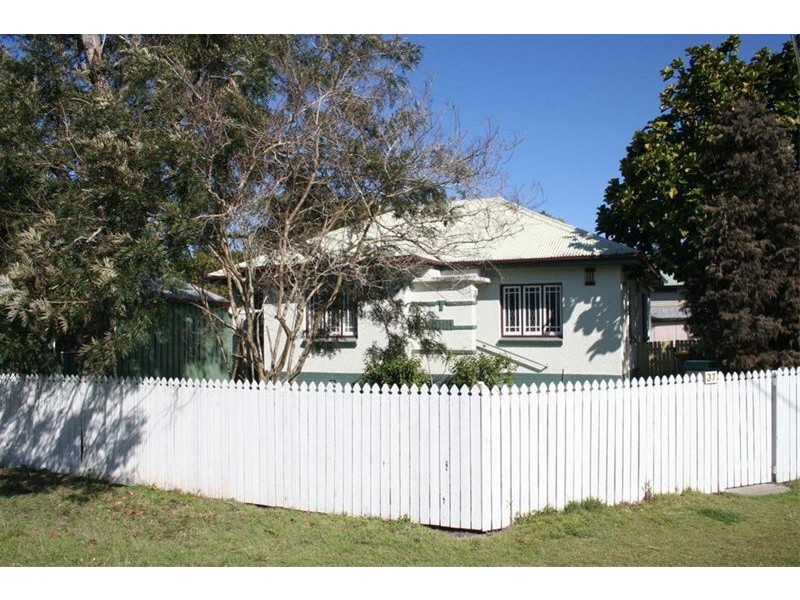 37 Austral Avenue, Graceville QLD 4075