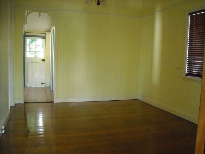 77 Martindale Street, Corinda QLD 4075