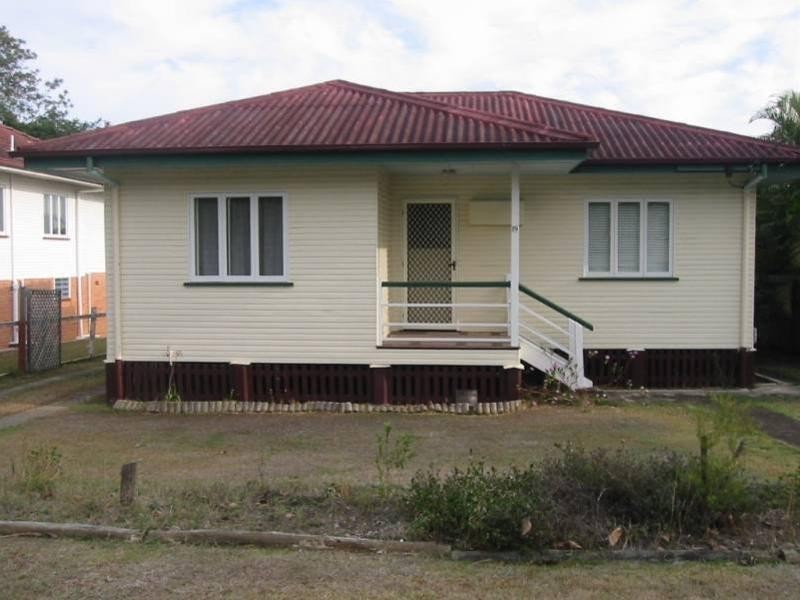 19 Glenrich Street, Corinda QLD 4075