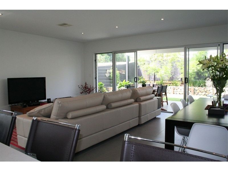 283 Verney Road East, Graceville QLD 4075