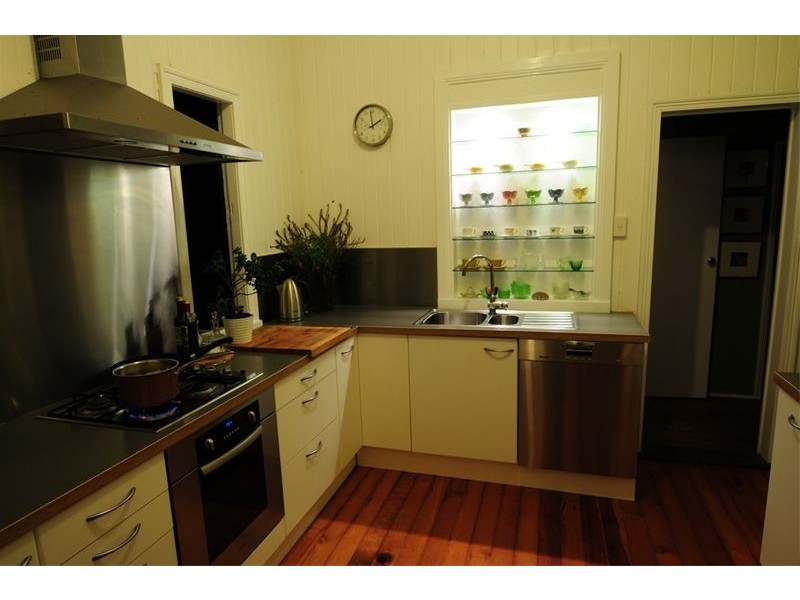 19 Railway Tce, Corinda QLD 4075