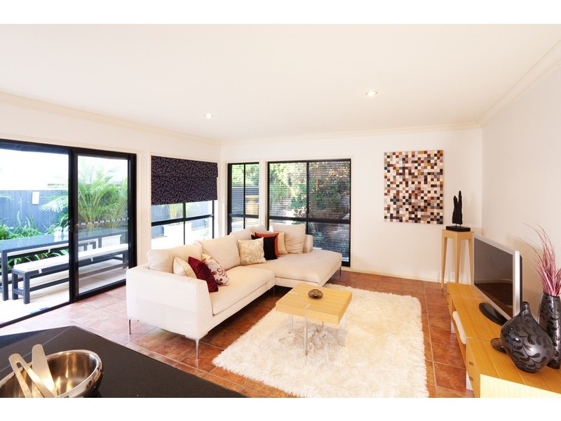 66 Robertson Street, Sherwood QLD 4075