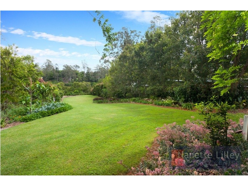 20 Douglas Street, Sherwood QLD 4075