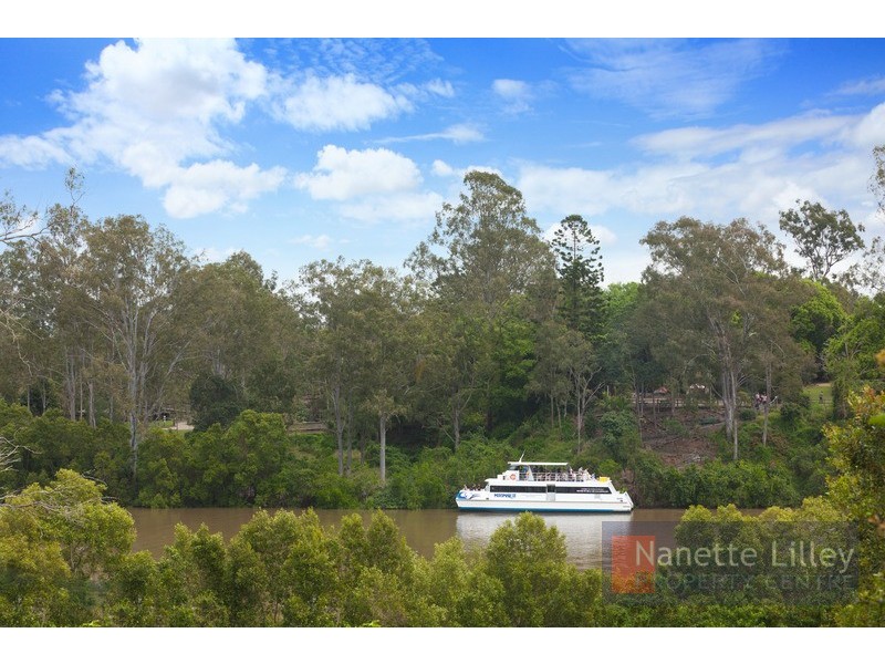 20 Douglas Street, Sherwood QLD 4075