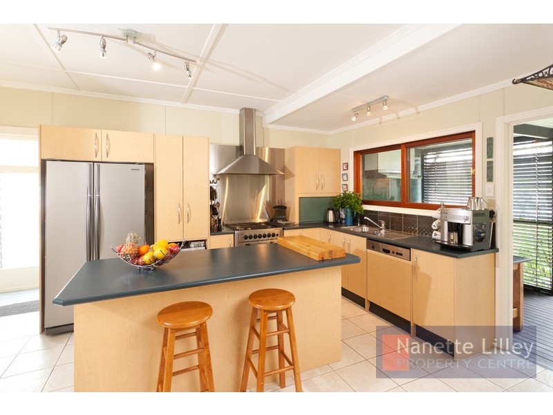 20 Douglas Street, Sherwood QLD 4075