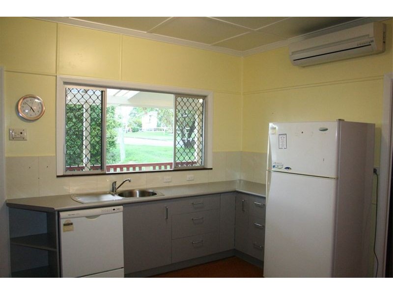 61 Blackheath Road, Oxley QLD 4075