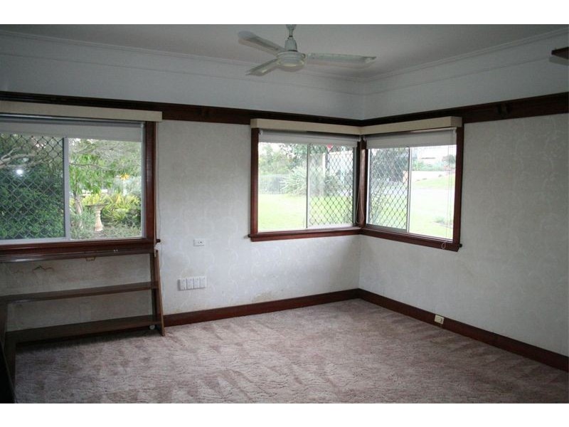 61 Blackheath Road, Oxley QLD 4075