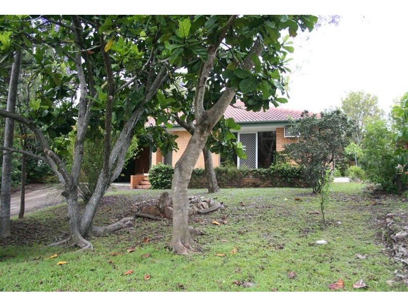 105 White Street, Graceville QLD 4075