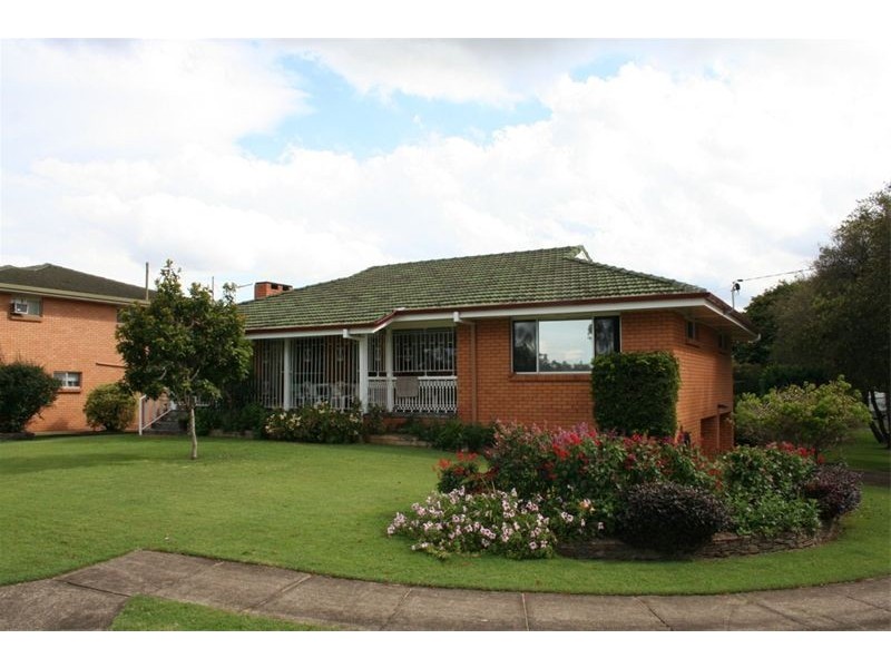 89 Nadine St, Graceville QLD 4075